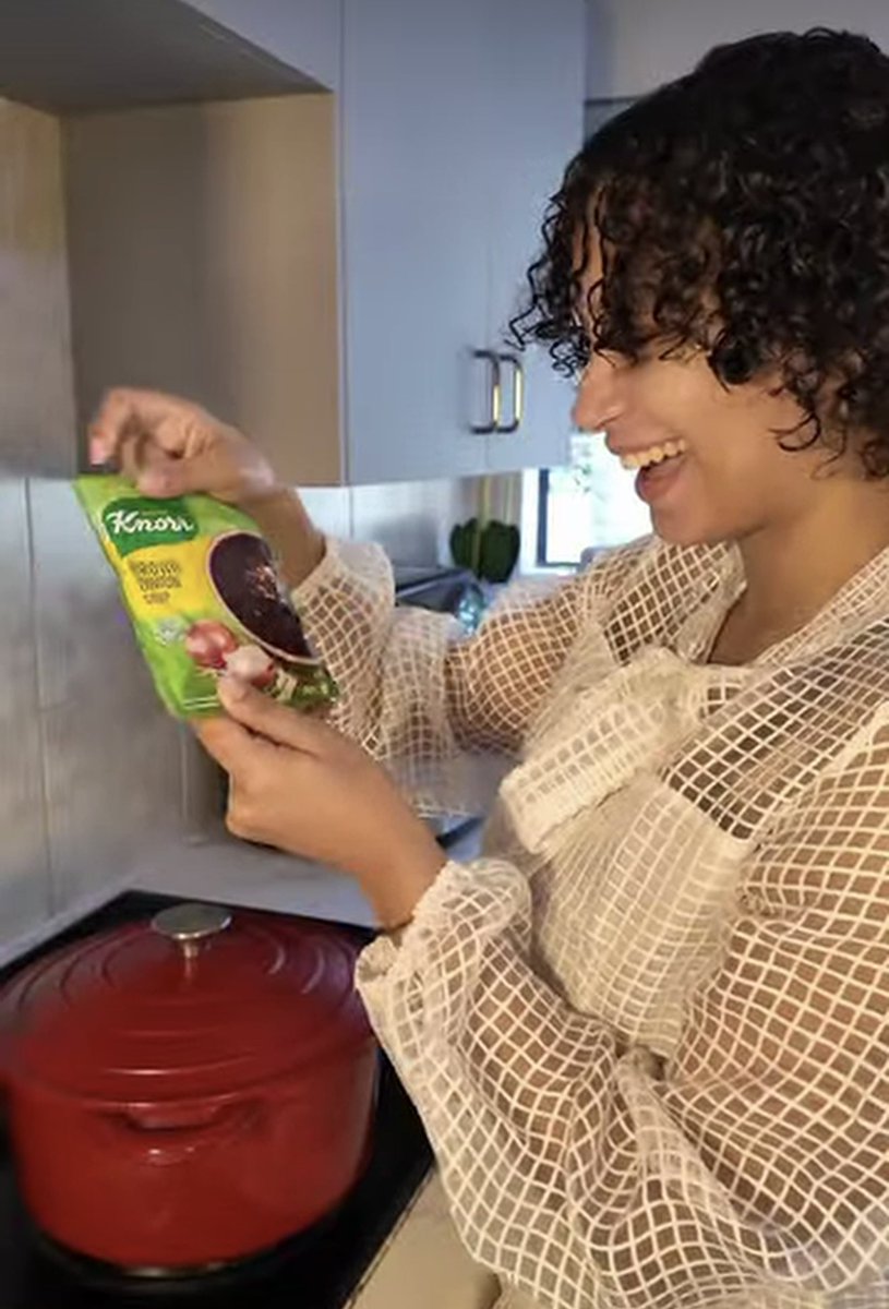 AHeadquarterz's tweet photo. Ashley Ogle x Knorr . Cook, show up, and win cash 💰 
Full details on Ashley’s Ig 😍 https://t.co/FZdUD9azsM