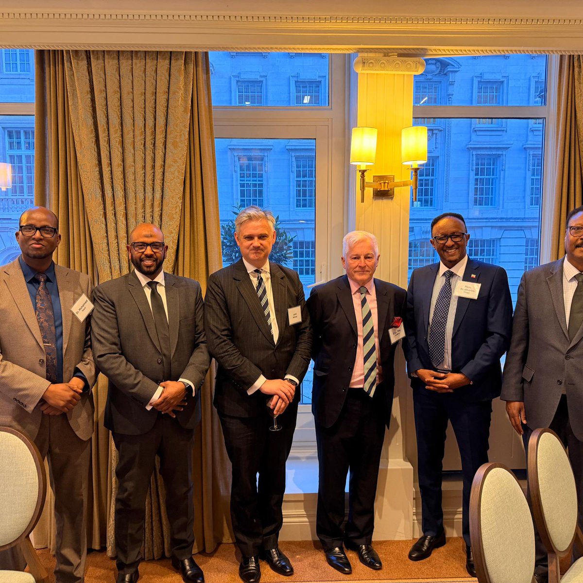 Roble Muse tweet media