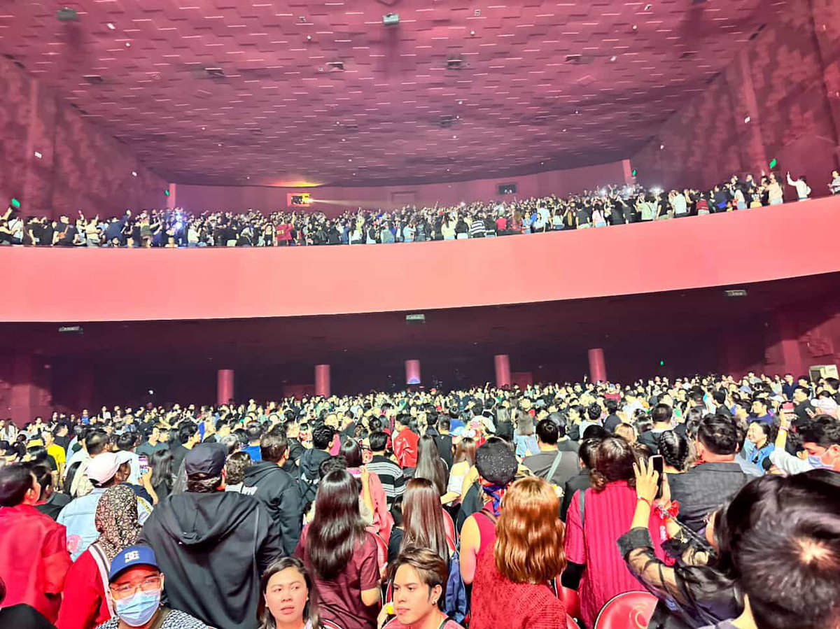 gentlegelolove's tweet image. Look at #Aces here ang dami and d talaga nabigo ang boys