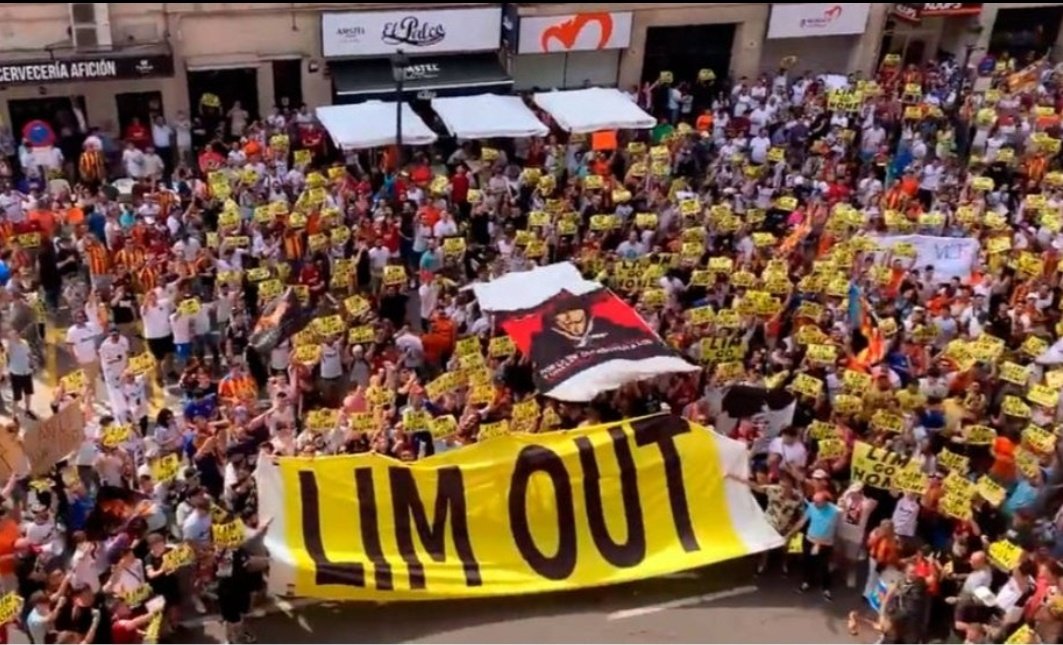 <a href="/PakitoVCF/">Paco</a> Bon día Paco 🦇 
#LaTramaMendesLimSachs 
#LimGoHome