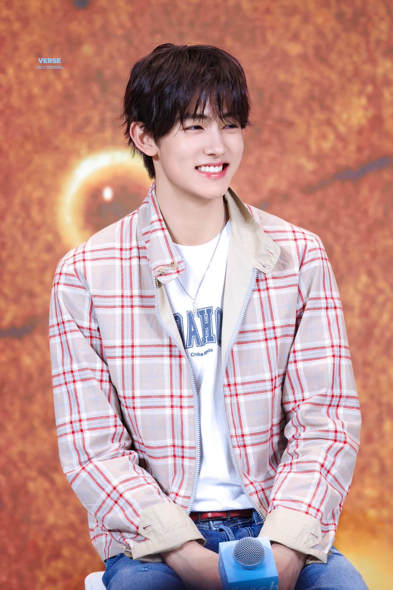 verse.（fan acc） tweet media