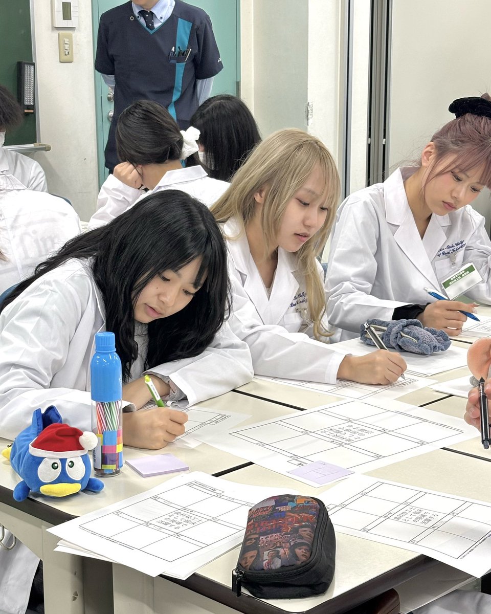 新大阪歯科技工士専門学校 tweet media
