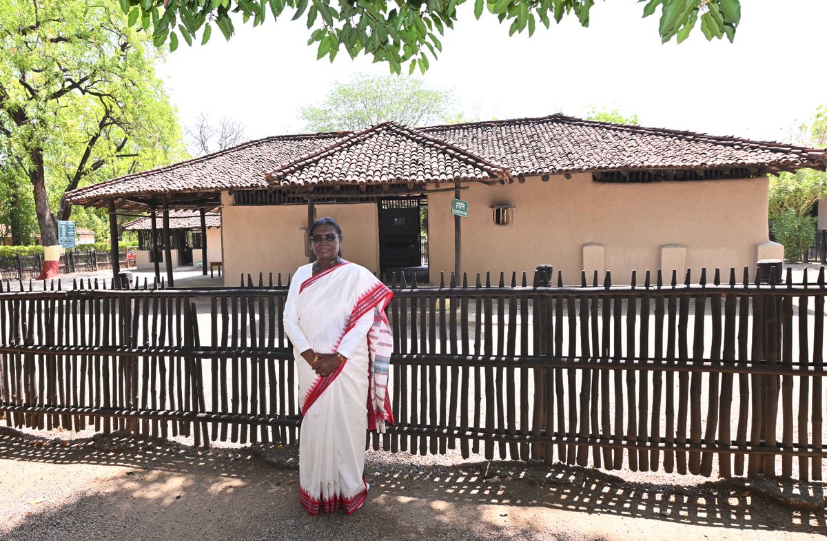 President Droupadi Murmu visited Sevagram Ashram, the residence of Mahatma Gandhi and a key centre of India’s freedom movement, located in Wardha district. Various huts including Adi Niwas, Ba Kuti, Bapu Kuti and Gandhiji’s office, offered a glimpse into the simple and