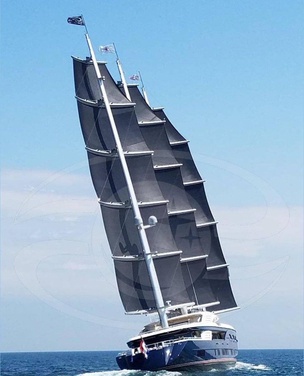 Roge C.E. tweet media