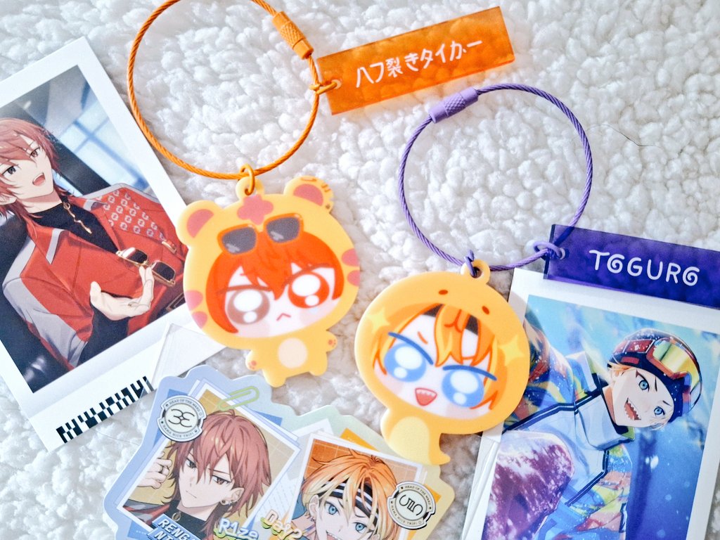 18trip roommates keyring preview for cf22 🎉
