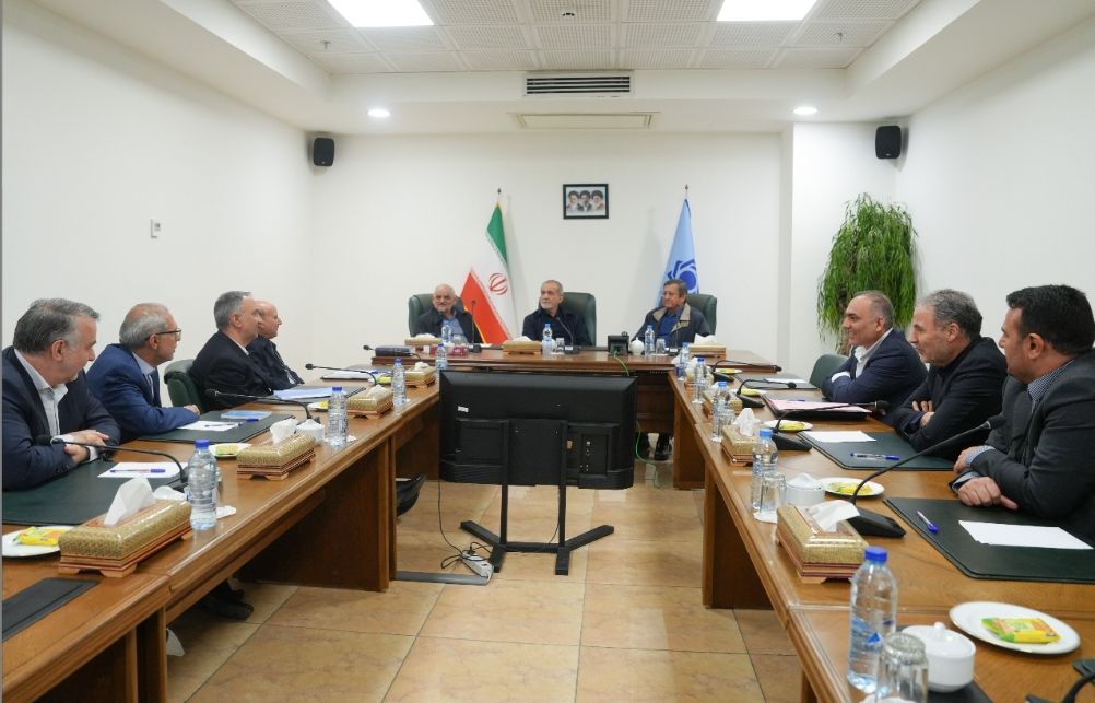 pezeshkian tweet media