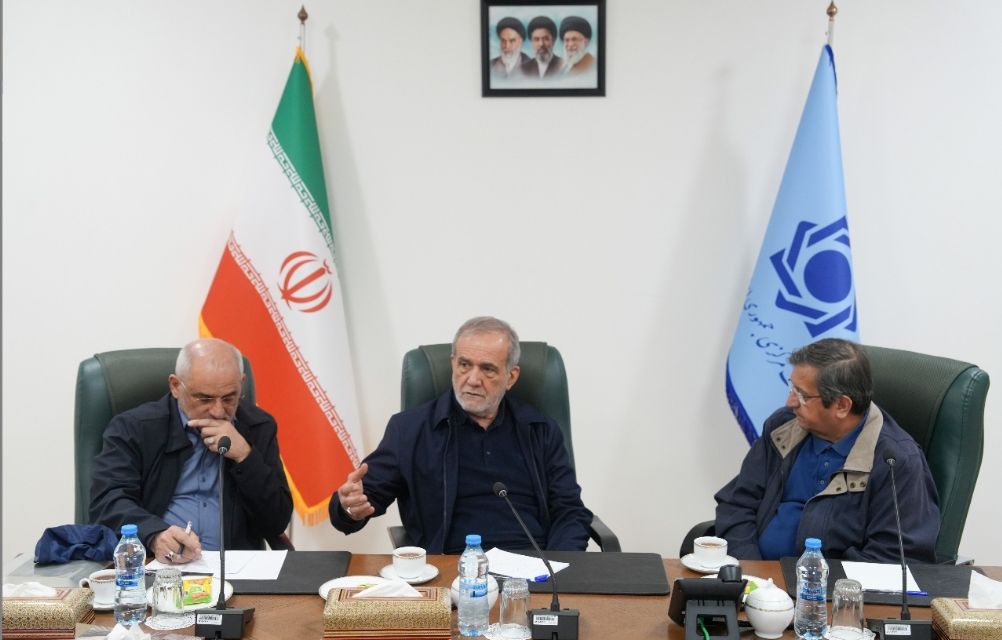 pezeshkian tweet media