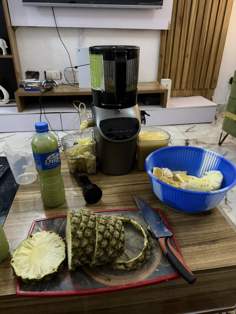 Realsam00's tweet photo. Best purchase so far 
Nothing concern me and carbonated drinks anymore🙂‍↔️🤝

Tell me congrats in the comments👇 https://t.co/eheUCh91cK