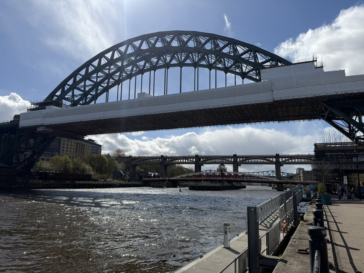 JamesGal tweet media