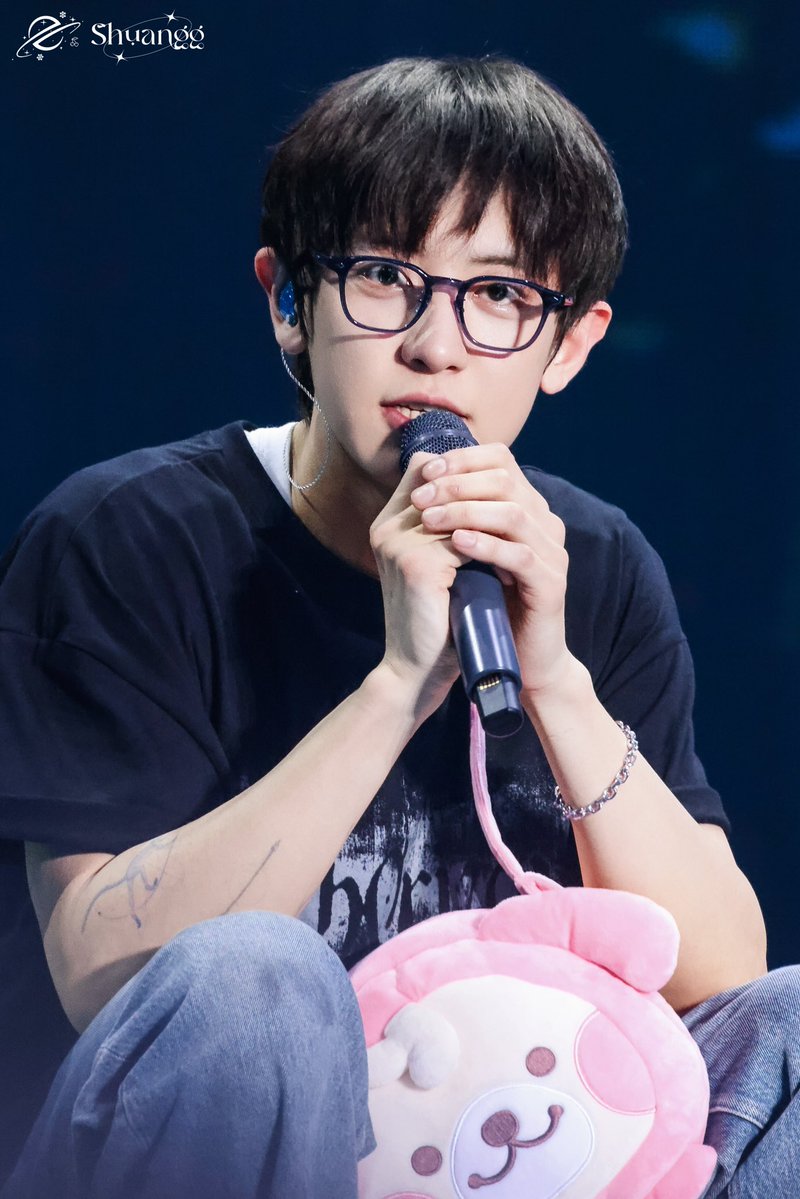 𝕊𝕙𝕦𝕒𝕟𝕘𝕘🍀 tweet media