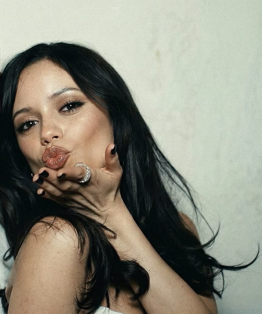 billie gooner!! tweet media