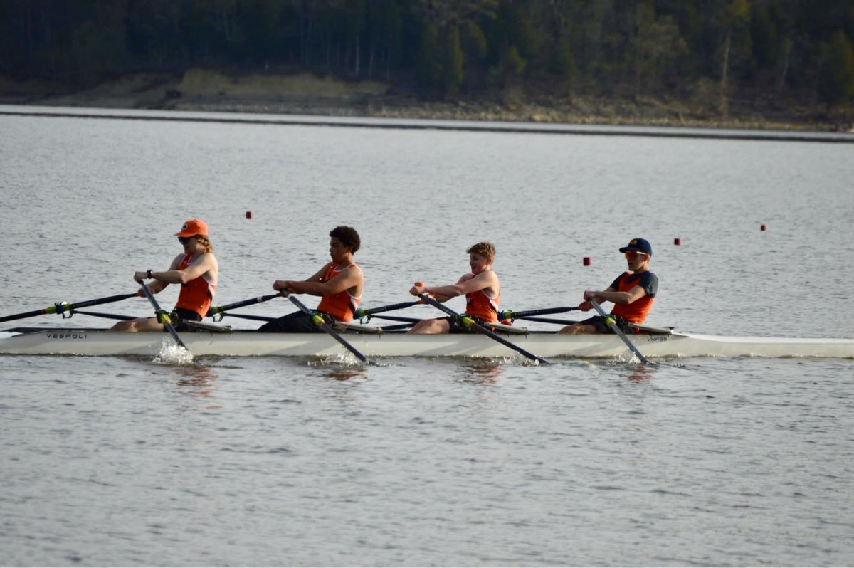 Foundry216's tweet image. Big weekend for our CFJ Competitive Team🎉

Last weekend, our athletes took on the Cincinnati Sculling and Collegiate Regatta in Bethel, Ohio and showed serious growth.

Congratulations to all our athletes. We’re so excited for what’s ahead this season!
#rowing #cle #regatta