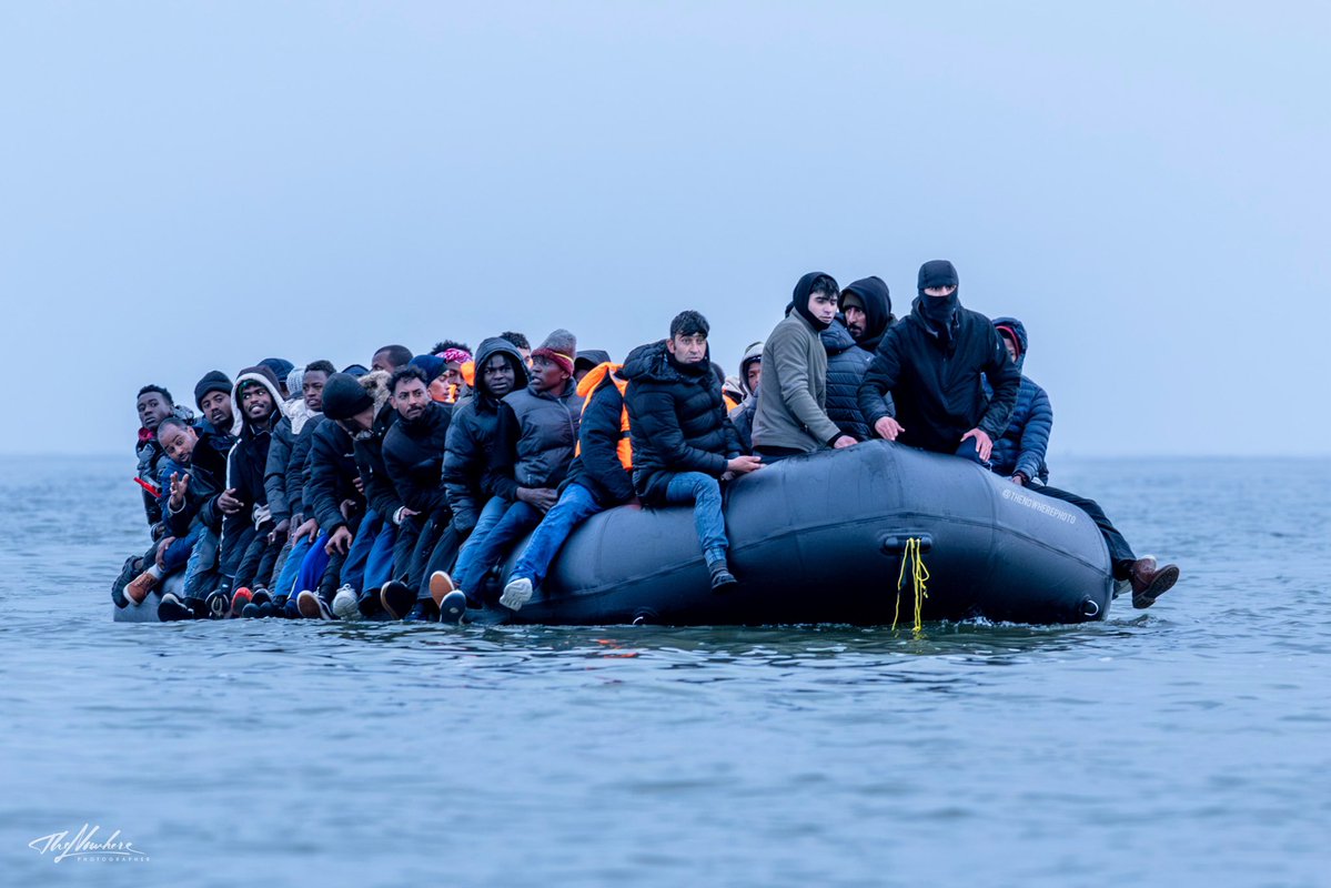 The Nowhere Photographer tweet media