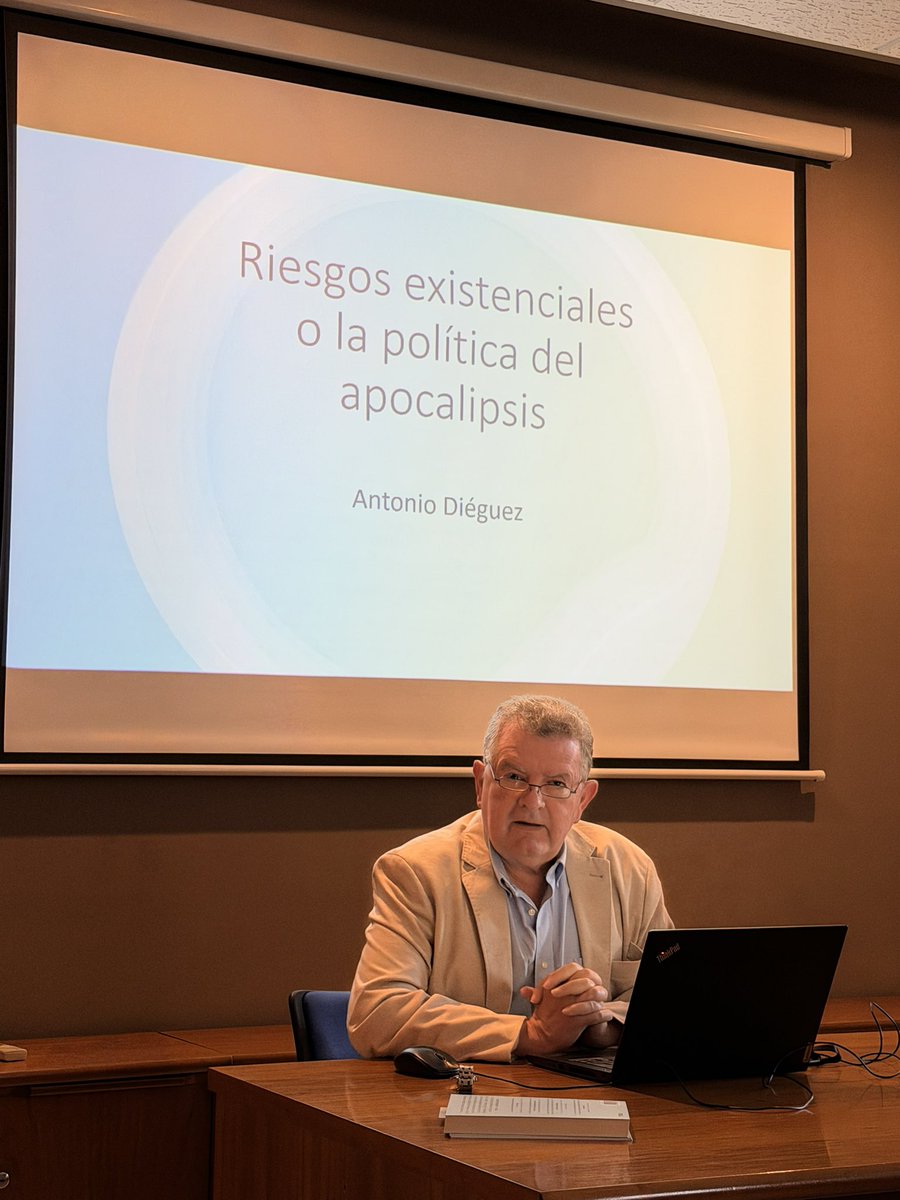 Filosofía y Letras tweet media