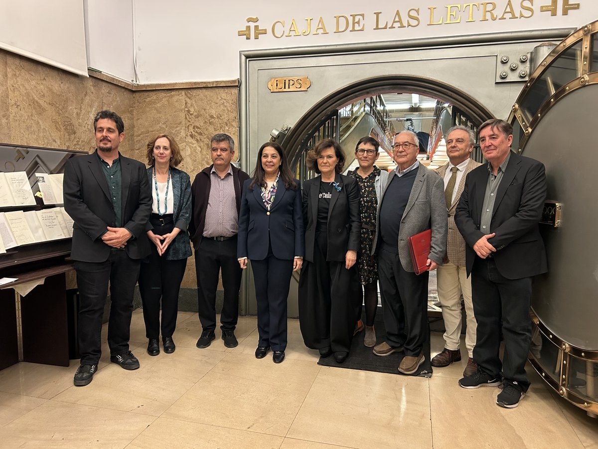 MoroccoInESP's tweet photo. SE la Sra. Embajadora participó en el homenaje a Averroes en el @InstCervantes, con motivo de su 900º aniversario, con la presencia de su director, Luis García Montero, y de la Presidenta del Consejo de Estado @carmencalvo_. La Caja de las Letras acogió un depósito con sus obras. https://t.co/JkgCQsgvmh