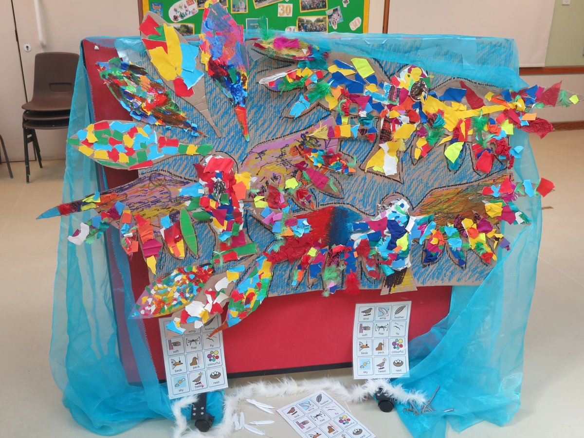 createcharity's tweet image. 🎨 Last month we brought together disabled and non-disabled children in Watford to work with professional artist, Sam Haynes, creating a vibrant display of visual art. 

🌟 creative:connection is our award-winning programme that tackles disability prejudice. 

#PeopleNeedToCreate