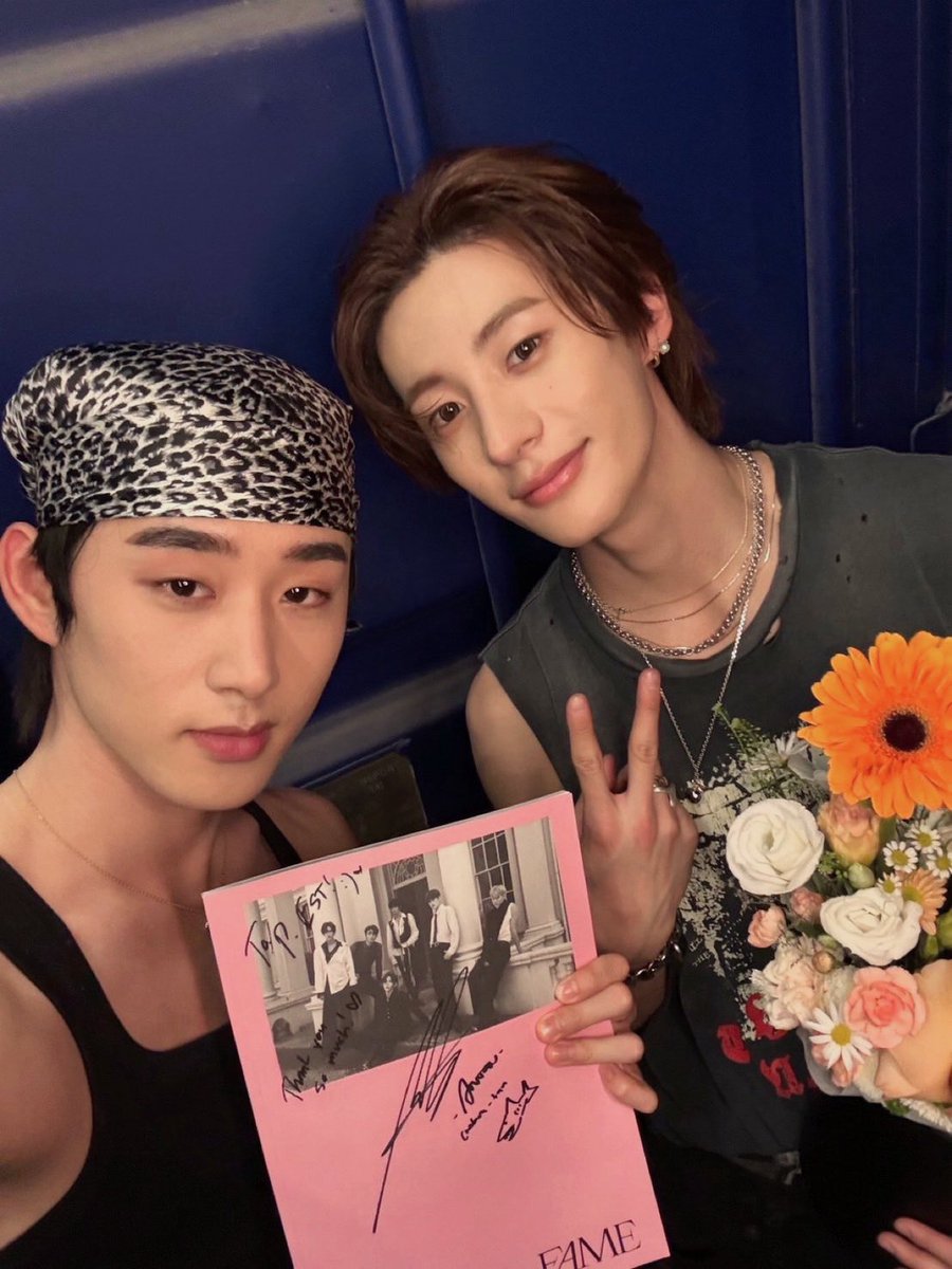 riize archive tweet media