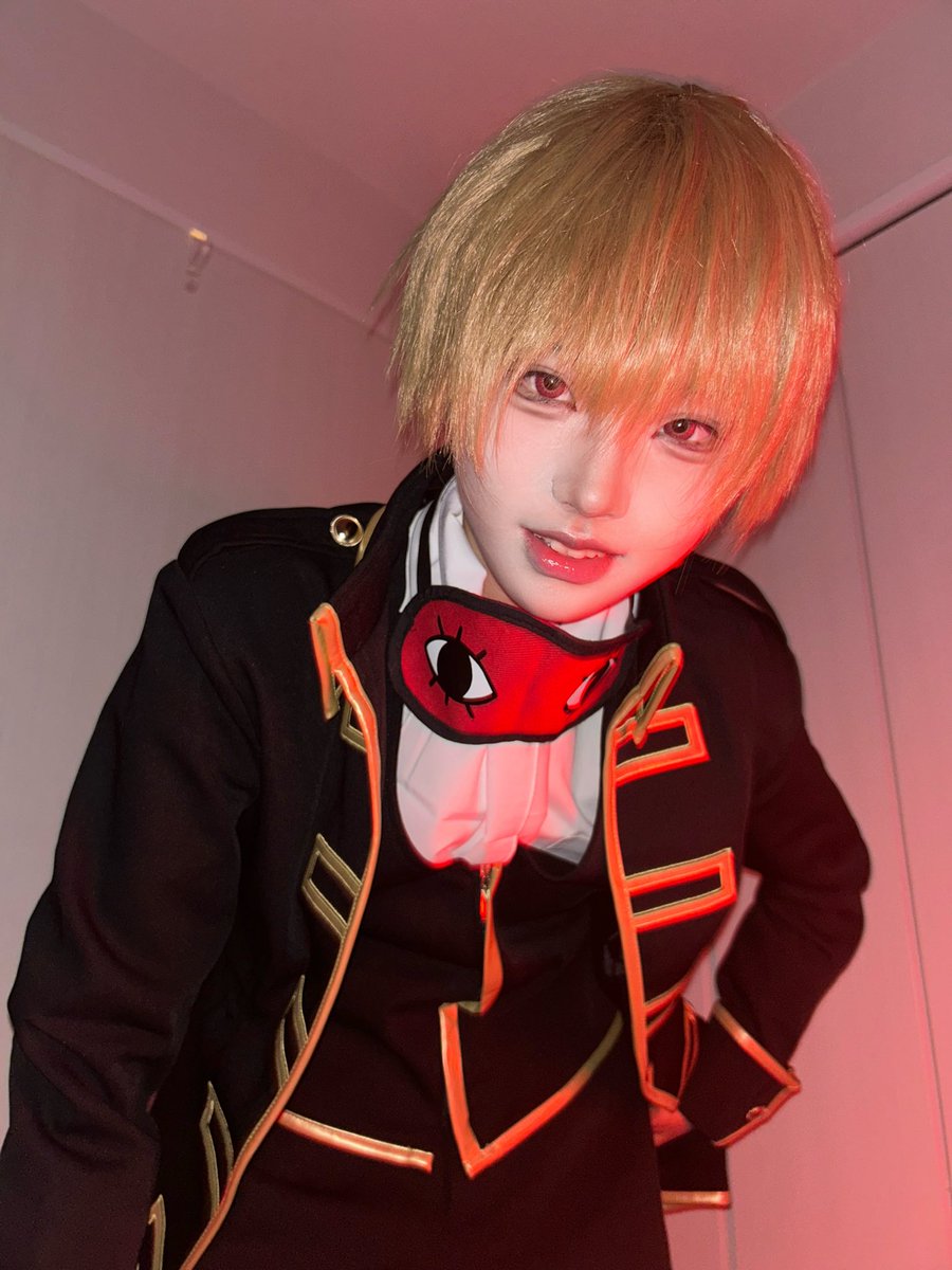 しろるい tweet media