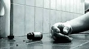 DeshbandhuMp's tweet image. छतरपुर में 12वीं की छात्रा ने की आत्महत्या, रिजल्ट में फेल होने के बाद उठाया कदम
deshbandhump.com/post/class-12-…
#Chhatarpur #StudentSuicide #ExamStress #MentalHealth #MPNews #BreakingNews #IndiaNews #BoardExam #YouthIssues