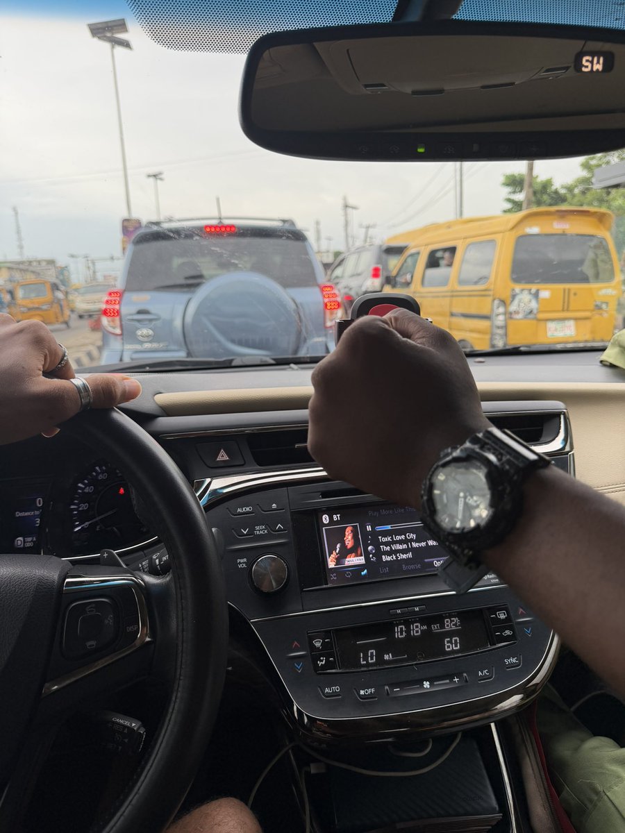 Nipherme tweet media