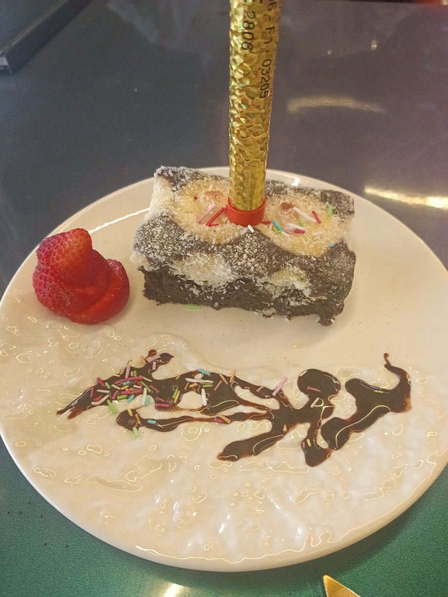 Баварский профессор tweet media