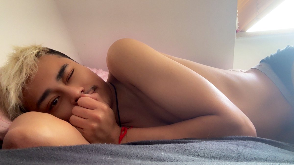 ylBoyfriend's tweet photo. Good Morning ❤️
#gay #gayasian #asian #twink https://t.co/YU5xWv7KXq