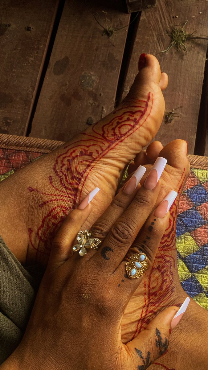 L’artiste Belinda Shalls tweet media