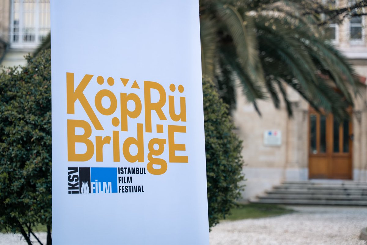 koprudebulusma's tweet photo. From the opening event of the 21st Meetings on the Bridge, held at the Institut Français.

#meetingsonthebridge
#jointhemob https://t.co/hV626mH3jH