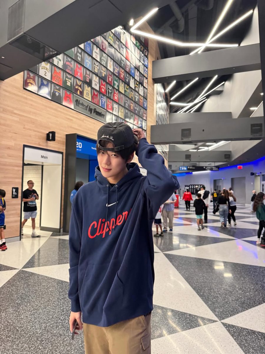 MoonSangMin_jp's tweet photo. [Instagram]
@LAClippers  🫶🏻

#ムンサンミン #문상민 #MoonSangMin 
https://t.co/JOdRglGp7C https://t.co/h9l0lv6tPF