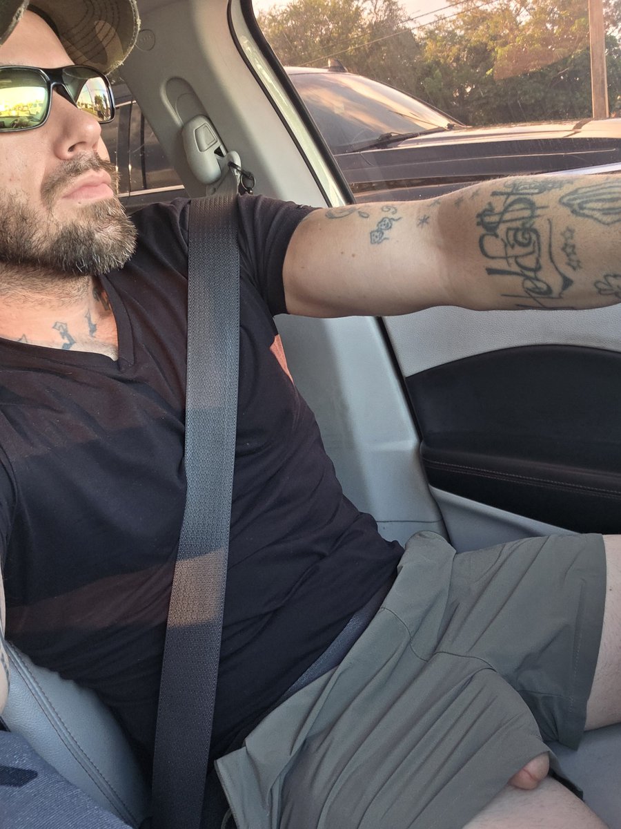 SSSSaxon (6K) tweet media