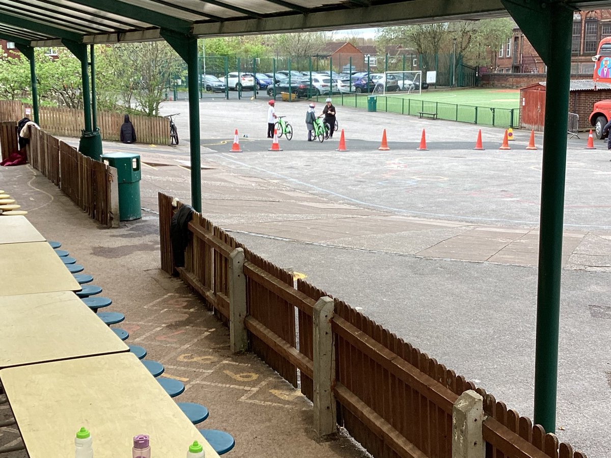 Regents Park Community Primary School 🌱 tweet media
