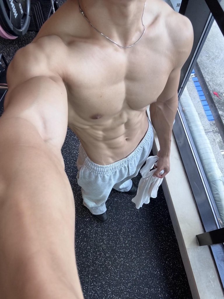 🐑🐑 tweet media