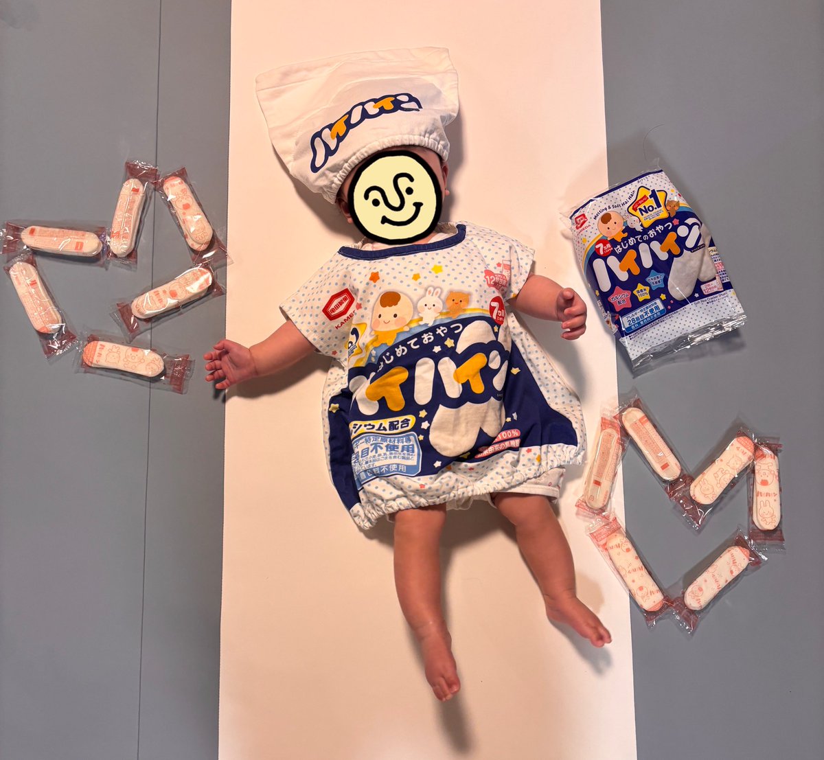 kitano0102's tweet photo. アカチャンホンポで買ったこのお菓子シリーズの服おもしろかわいい https://t.co/4VAWsNE009