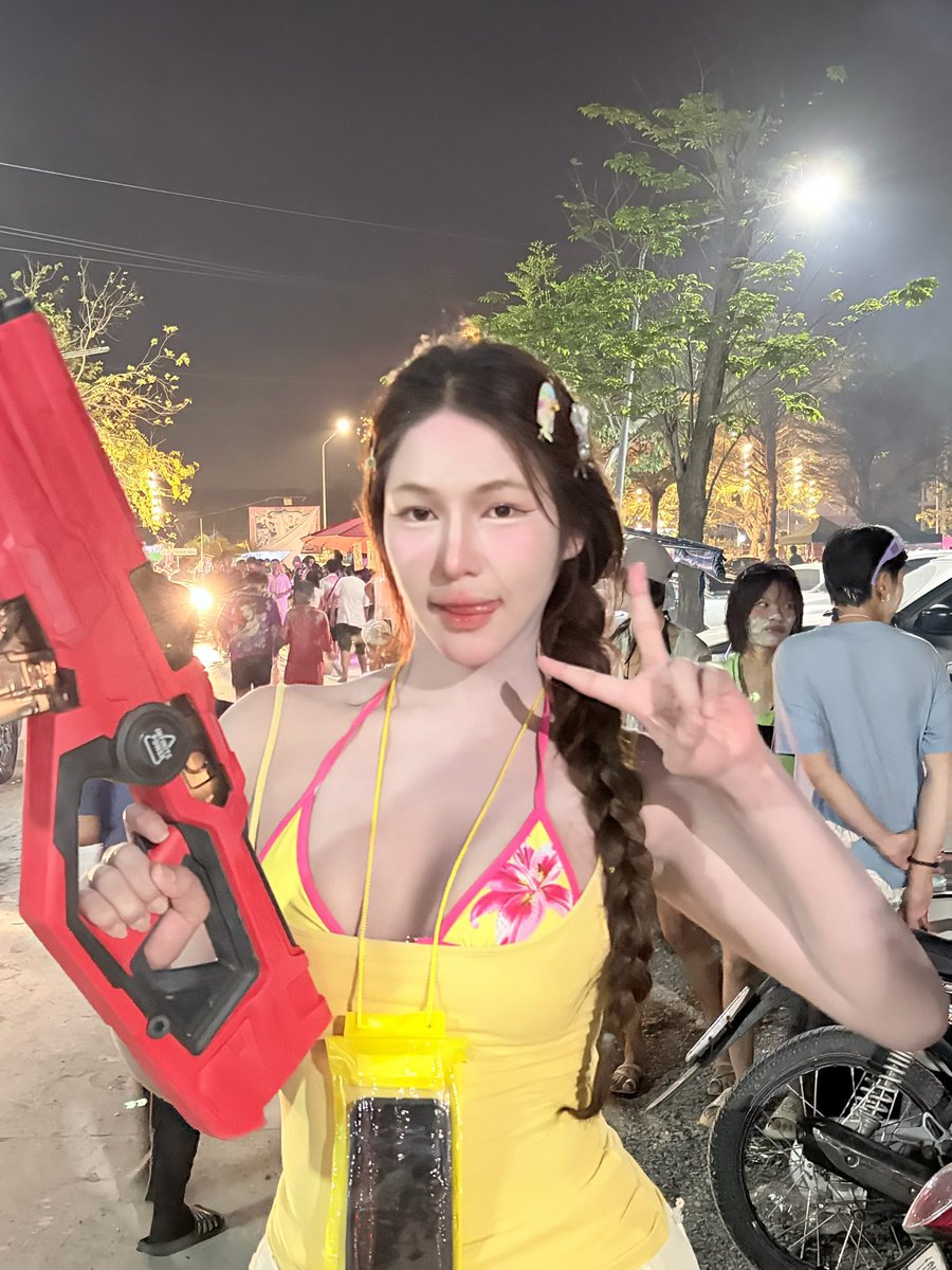 โฟ ก๊าสส tweet media