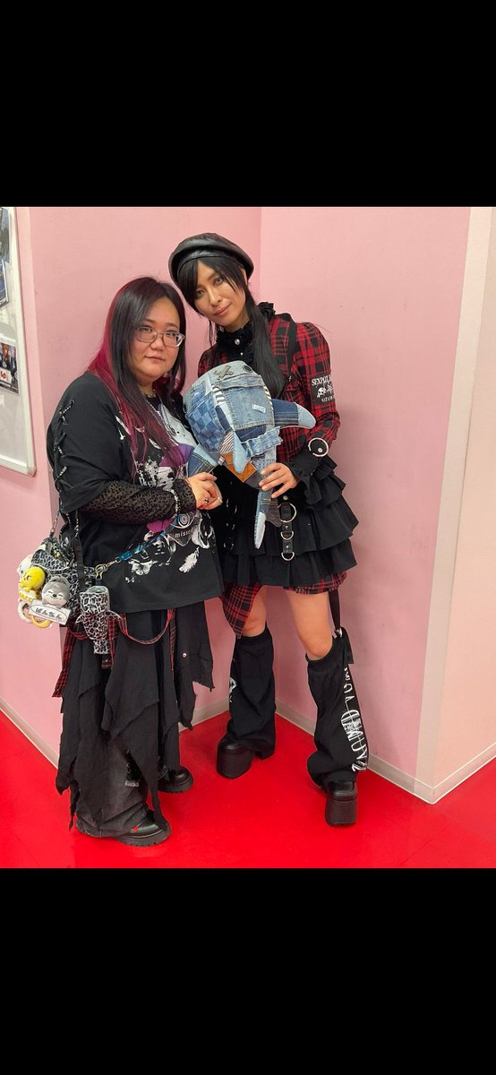 AYUMI STAY tweet media