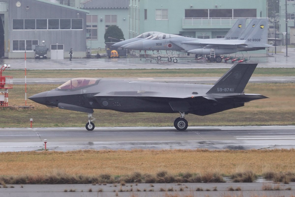 ri9eagle tweet media