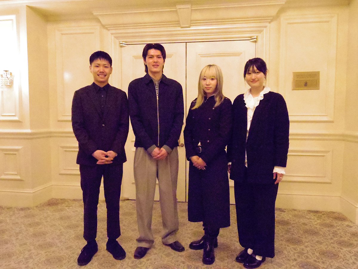 繊研新聞 tweet media