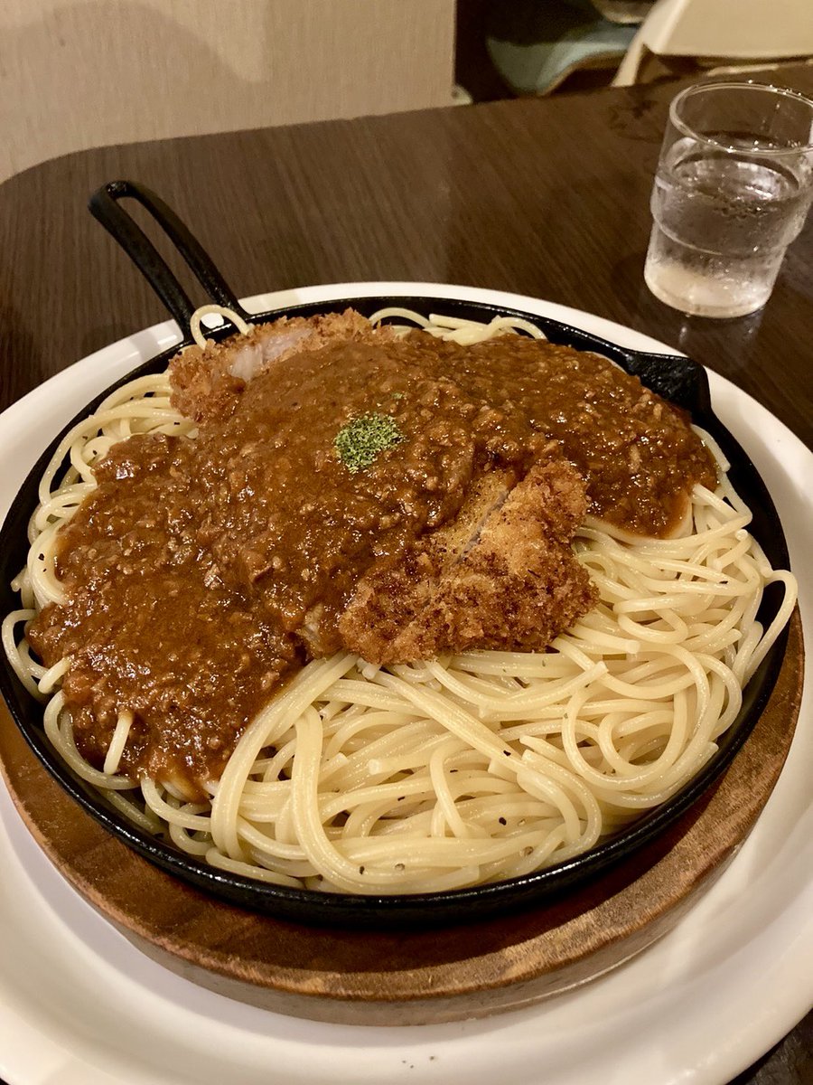 わー！
ホーリーさんの茶番^ ^笑
今夜はリメンバーホーリーズで
いただき〜ます🥢

 #食K食Q
#ホーリーズ鉄南スペシャル
#fmwing