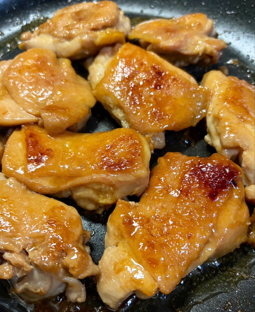 ミヨ シ tweet media