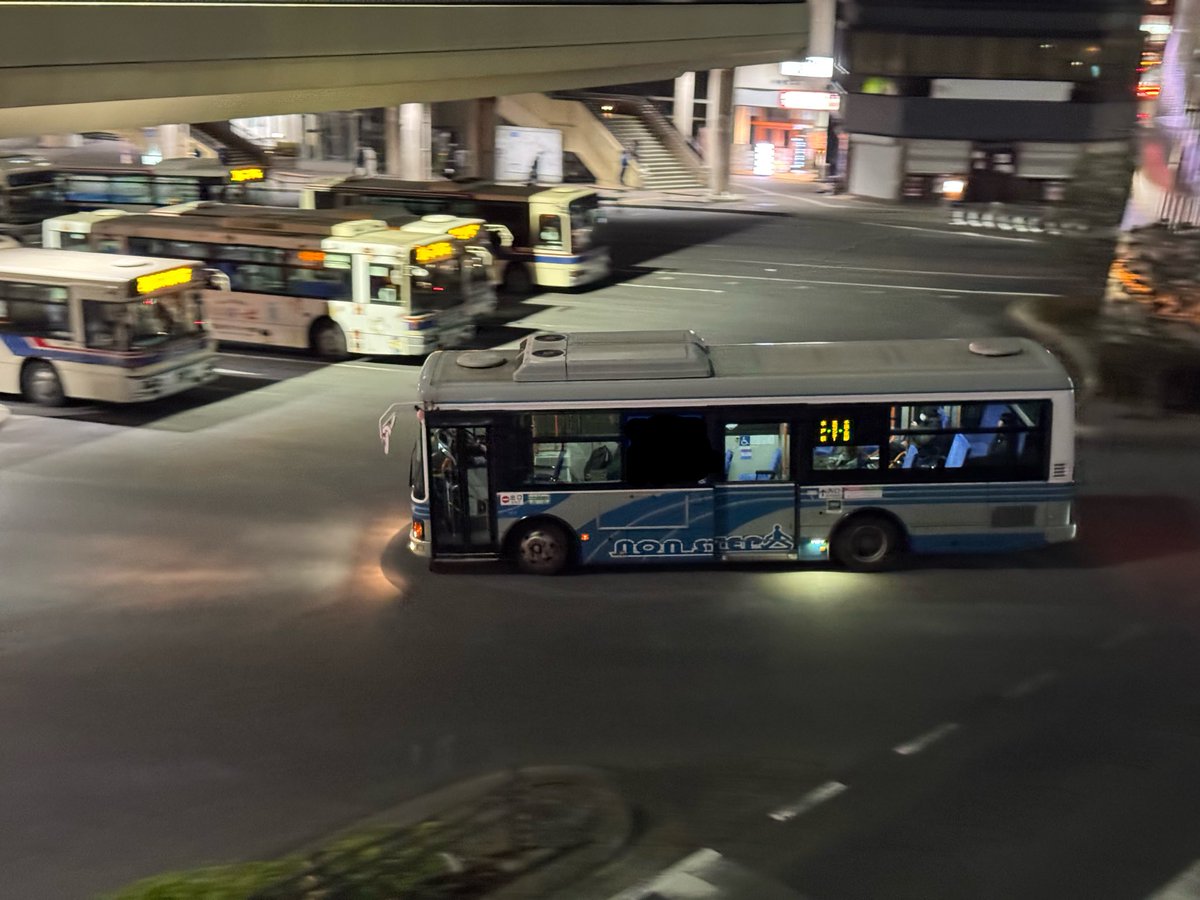 映画「バスがゆく。」公式 tweet media