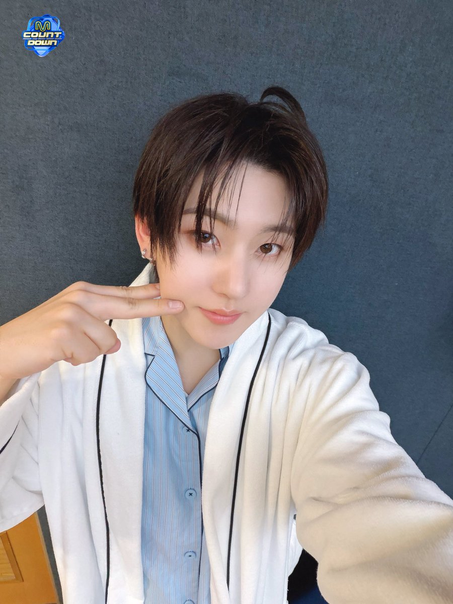 M COUNTDOWN tweet media