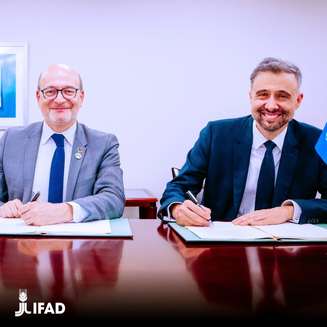 IFAD's tweet image. At the #WBGMeetings, @IFADPresident Alvaro Lario and @RiouxRemy, CEO of @AFD_en, signed a new agreement to support more coordinated, high-impact investments in small-scale farmers, rural communities and food value chains, including #SMEs.

The new Co-Financing Framework Agreement