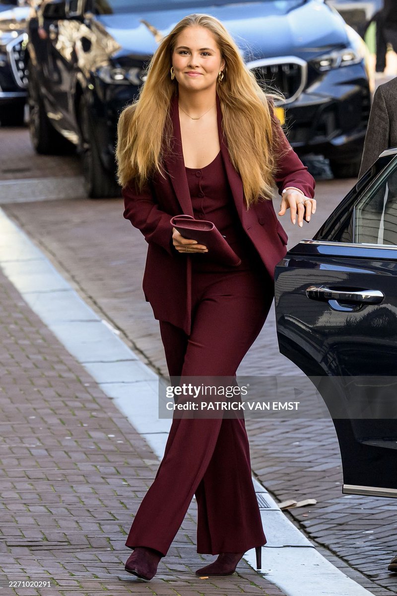 ChristinZ tweet media