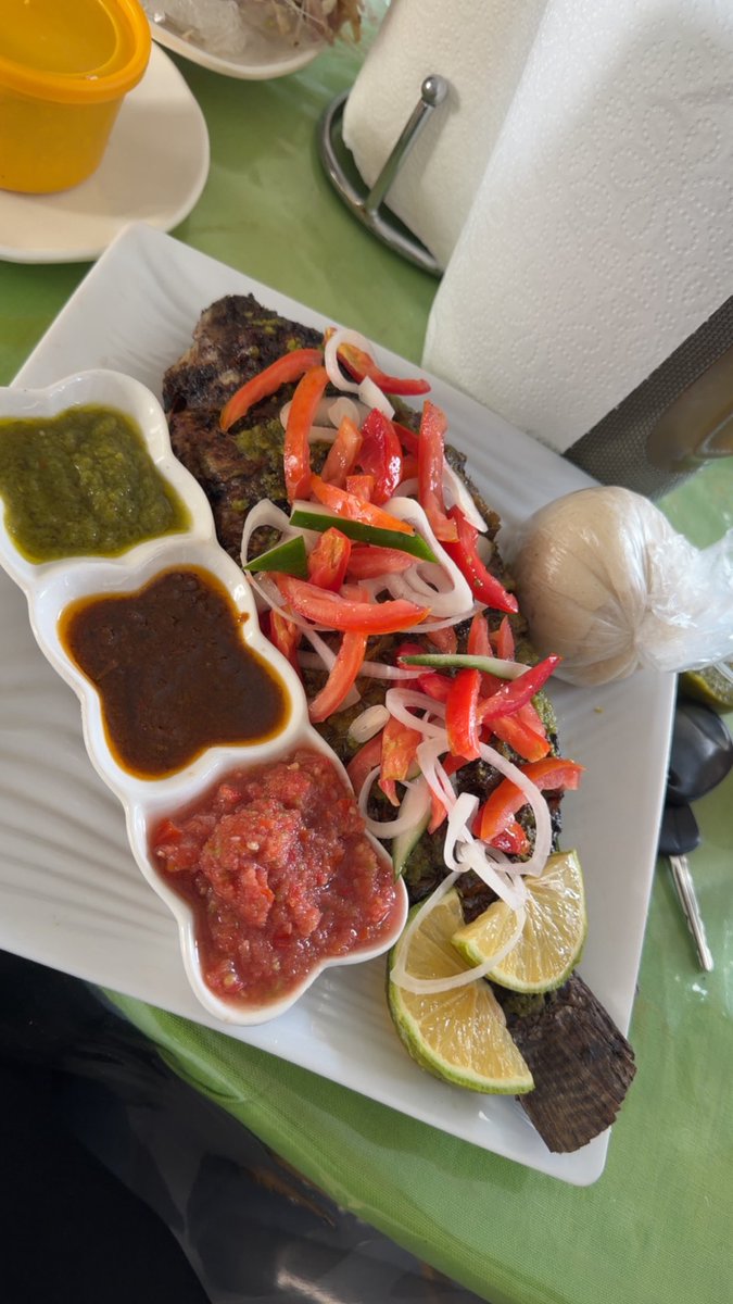 Torgbuigà tweet media