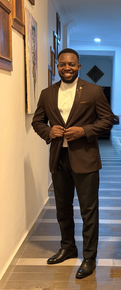 Torgbuigà tweet media