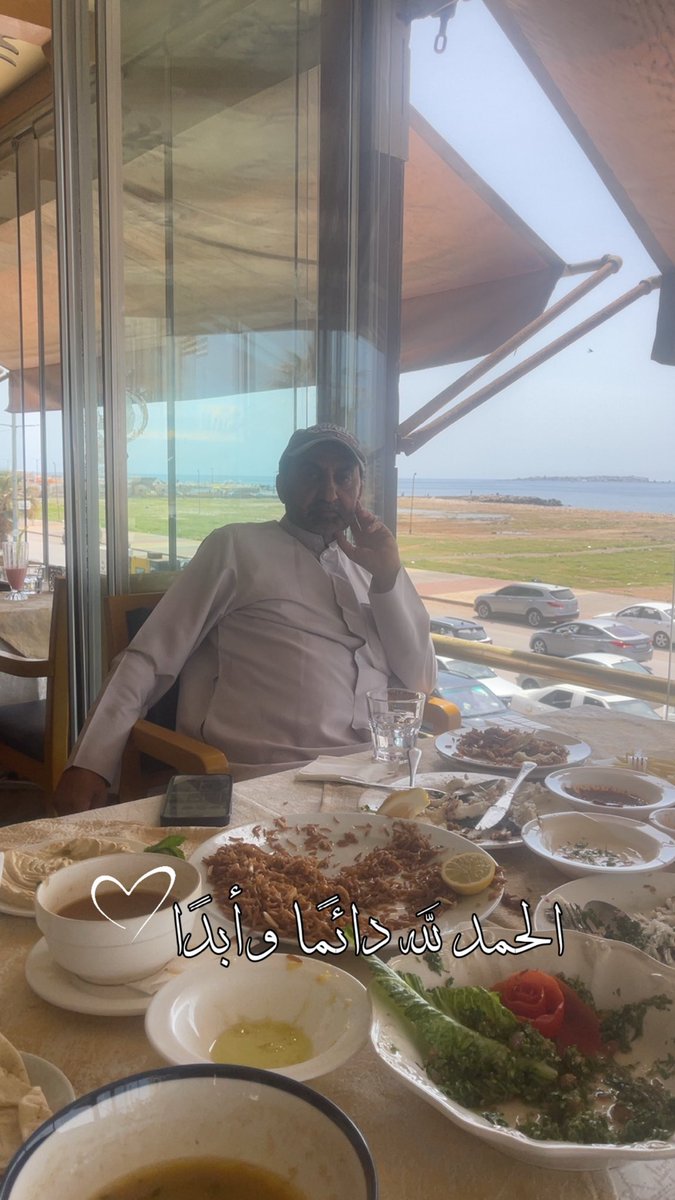 saluman45's tweet photo. الكرم والنخوه عند هذا الرجل https://t.co/muUHDmL5WF