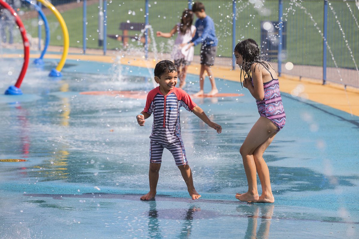 Ustigate Waterplay tweet media