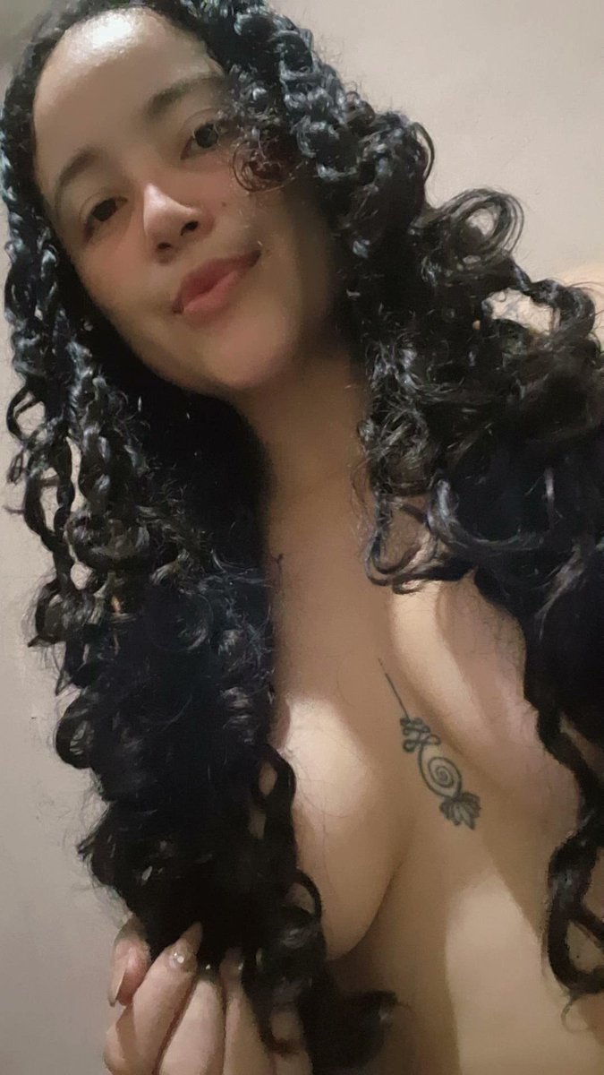 Soy todo lo que necesitas pero con cabello chino 🥰🥰🥰🥰🥰