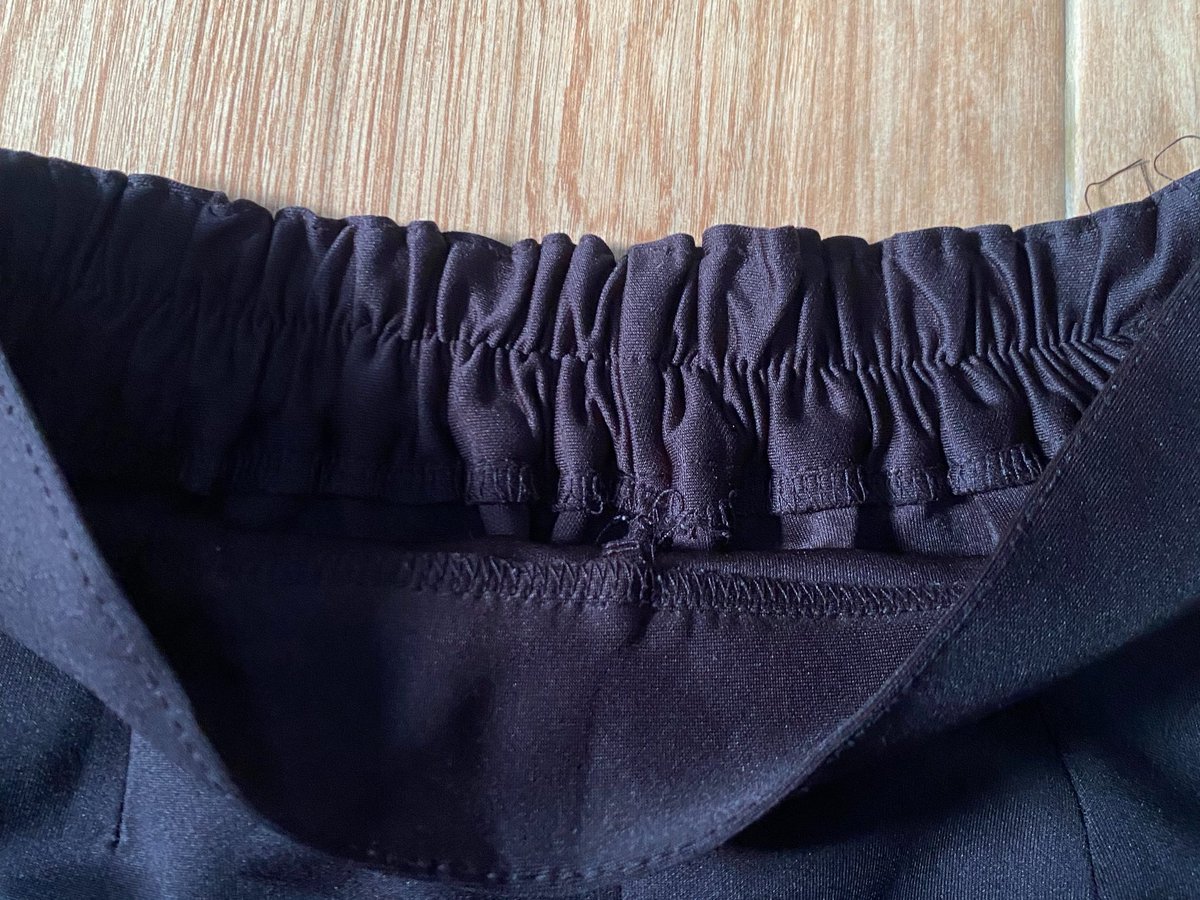 aintkenzi's tweet photo. celana kulot bahan scuba hitam
25.500 https://t.co/PvhBYfQvFM