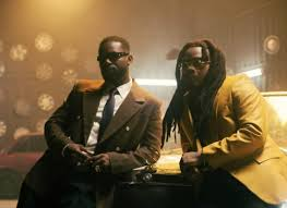 Naija102FM's tweet image. #Np - Formation by @adekunleGOLD ft @Olamide  ontop #WorkChop wt @GodwinAruwayo &amp;amp; @Joypanam
#Tunein